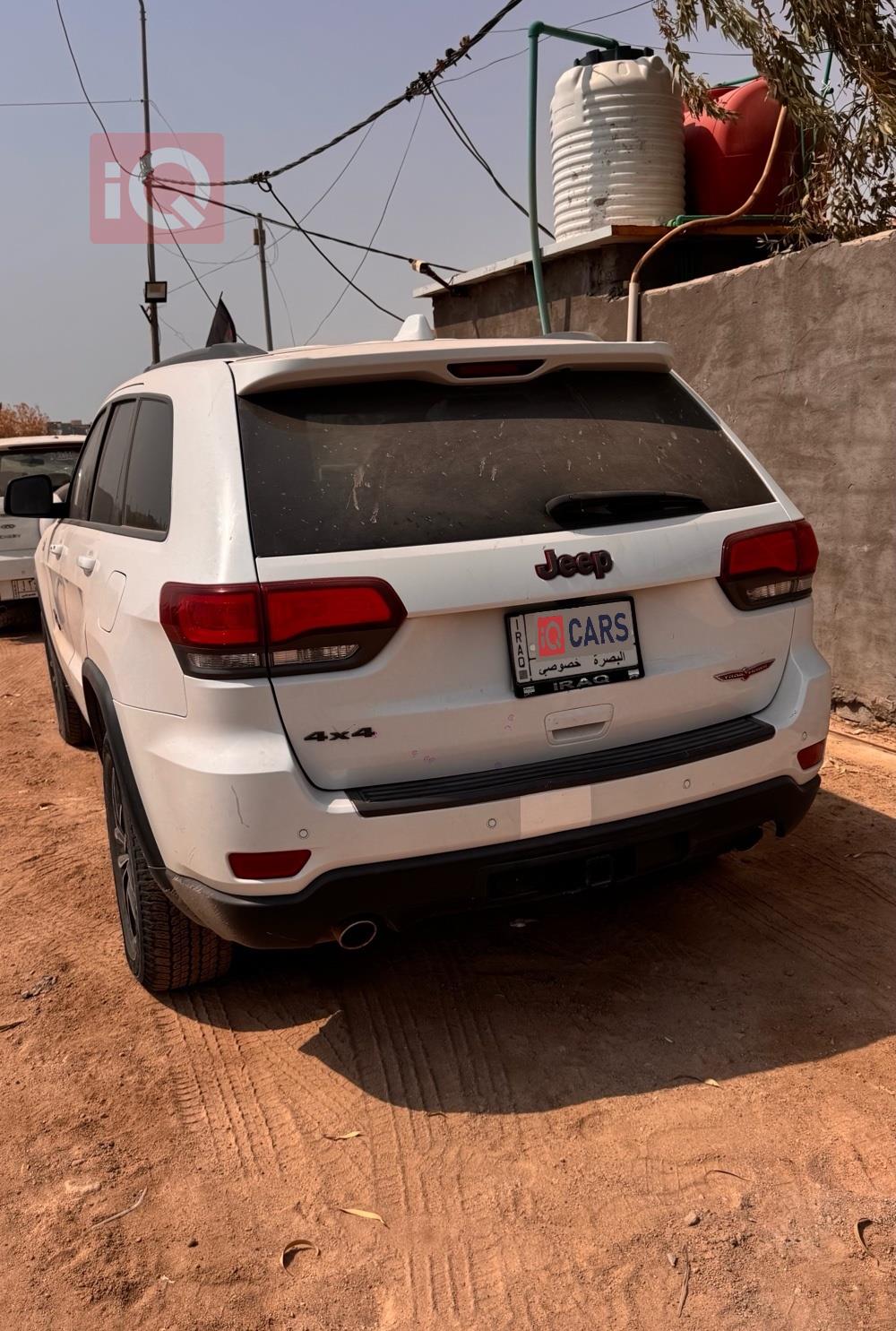 جيب جراند شيروكي